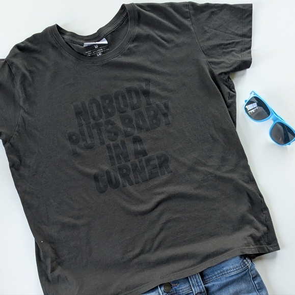 Nobody Puts Baby In A Corner Black on Black T-shirt Size L Dirty Dancing - Picture 3 of 6